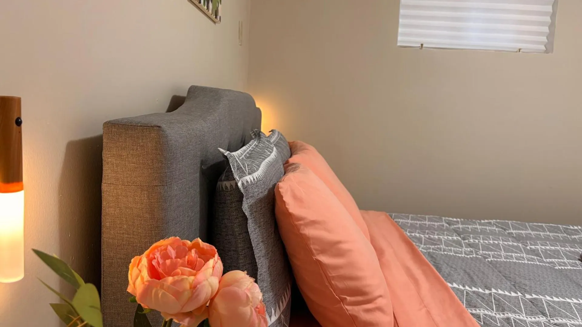 Vita House Toronto Near Downsview And Yorkdale Shopping Center Kanada